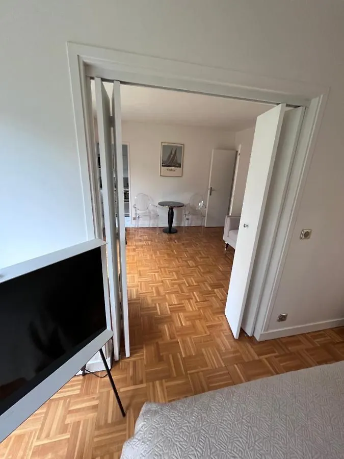 Suite 2 Pieces Sur Jardin Paris Apartment