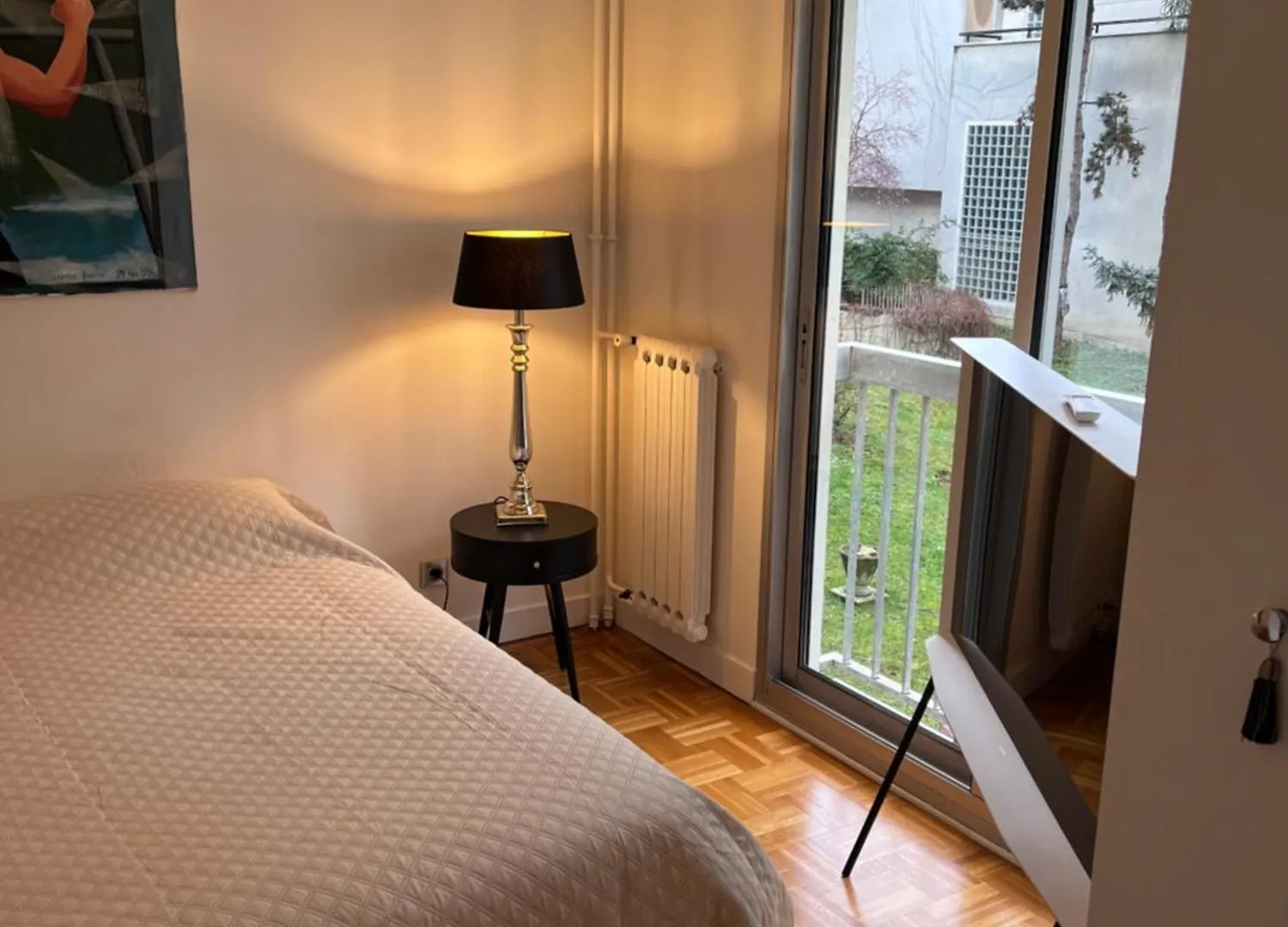 Apartment Suite 2 Pieces Sur Jardin Paris